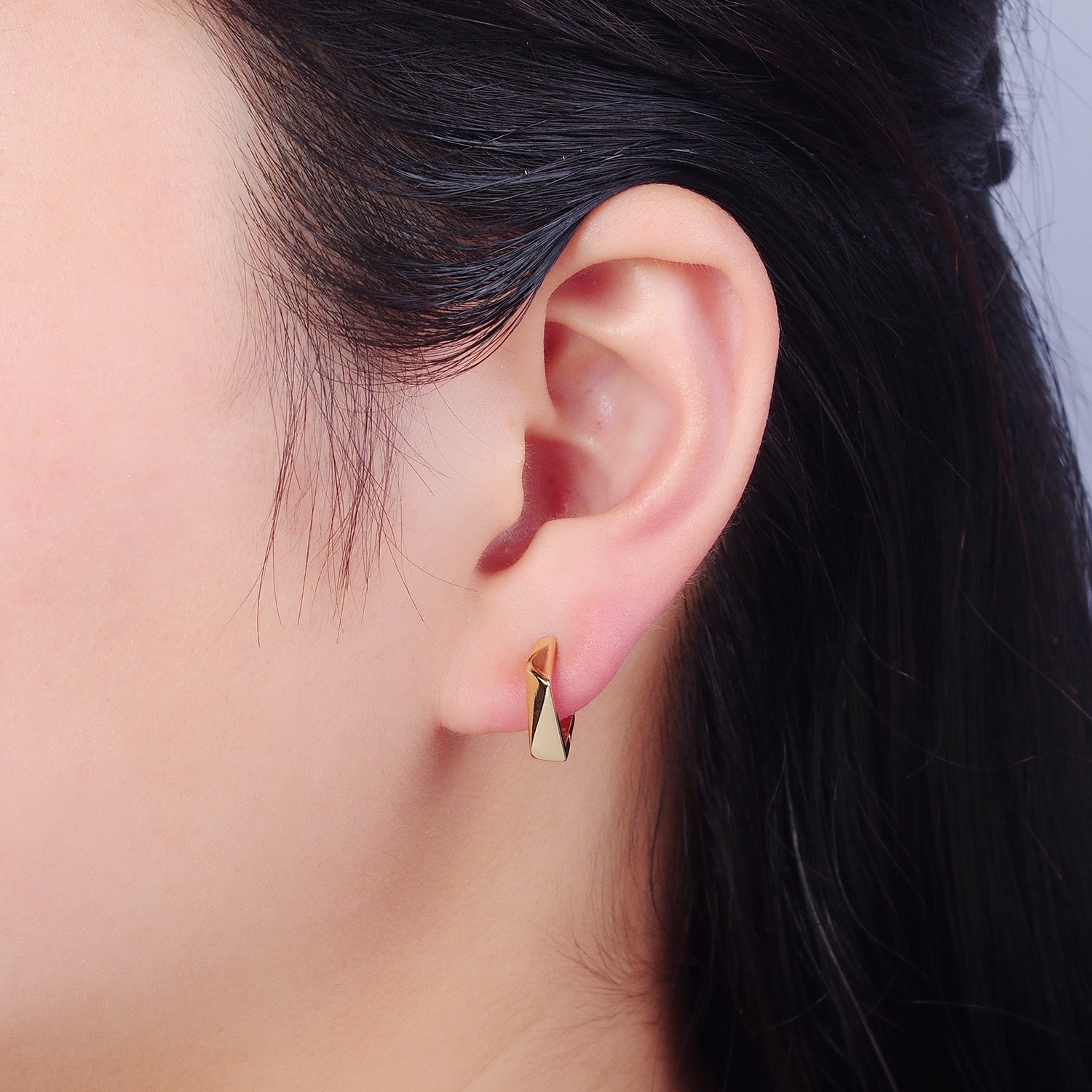 14K Gold Filled Geometric Hexagon Huggie Hoop Earrings W656 - DLUXCA