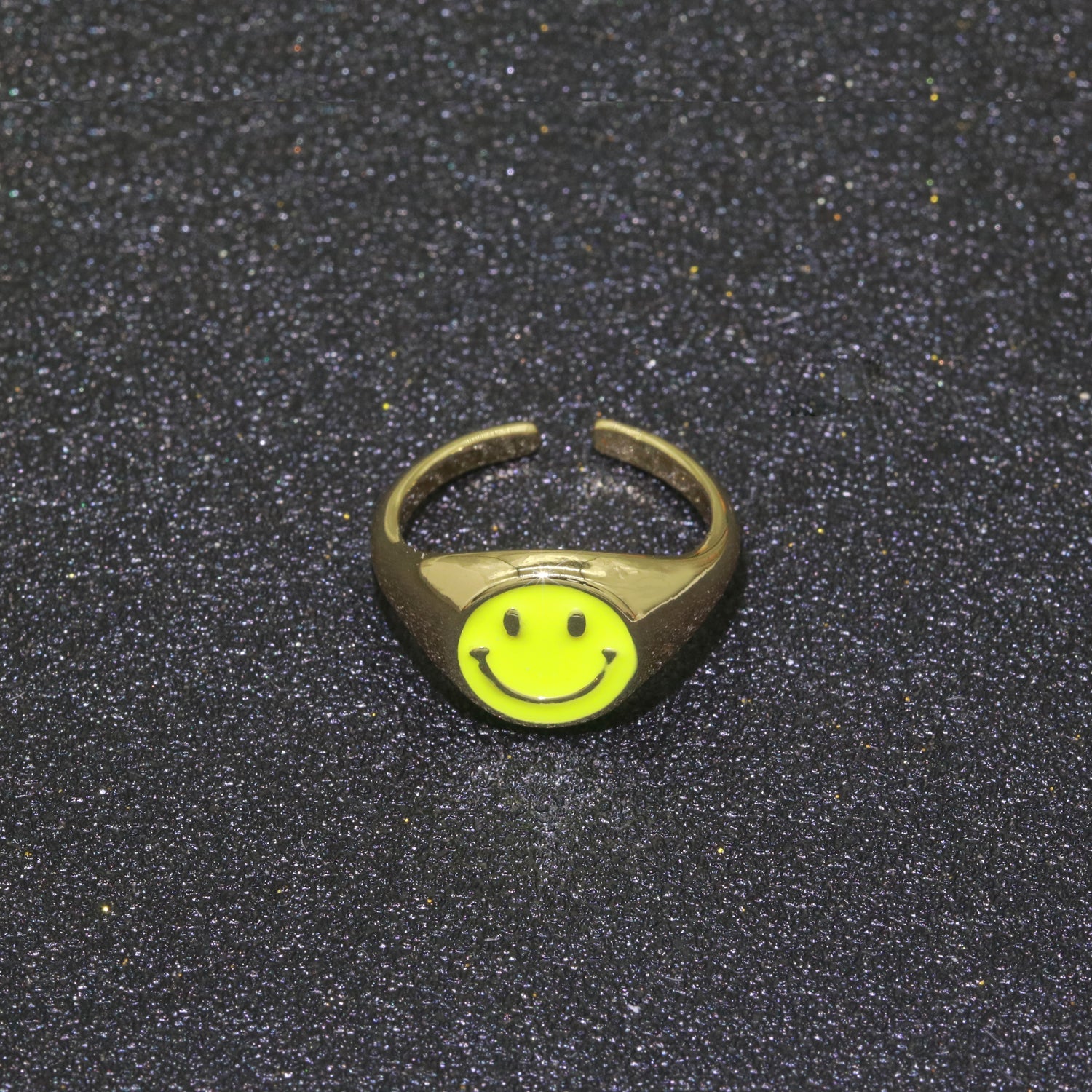 Gold Happy Face Ring • Smiley Face Ring • Enamel Epoxy Emoji Ring • Signet Ring• Birthday Gift y2k Jewelry for Teenager - DLUXCA