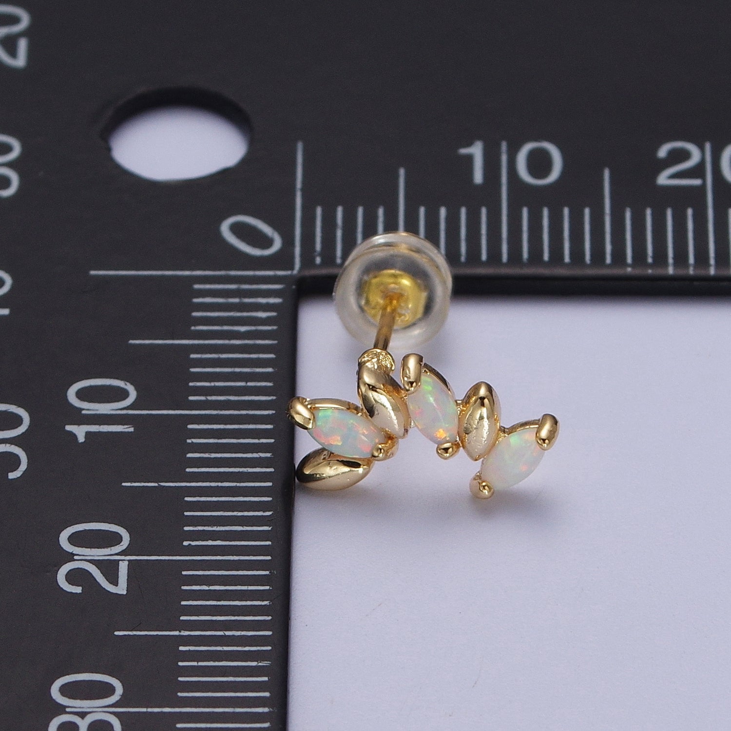 Dainty 14K Gold Filled White Opal Gold Marquise Stud Earrings | Y107 - DLUXCA