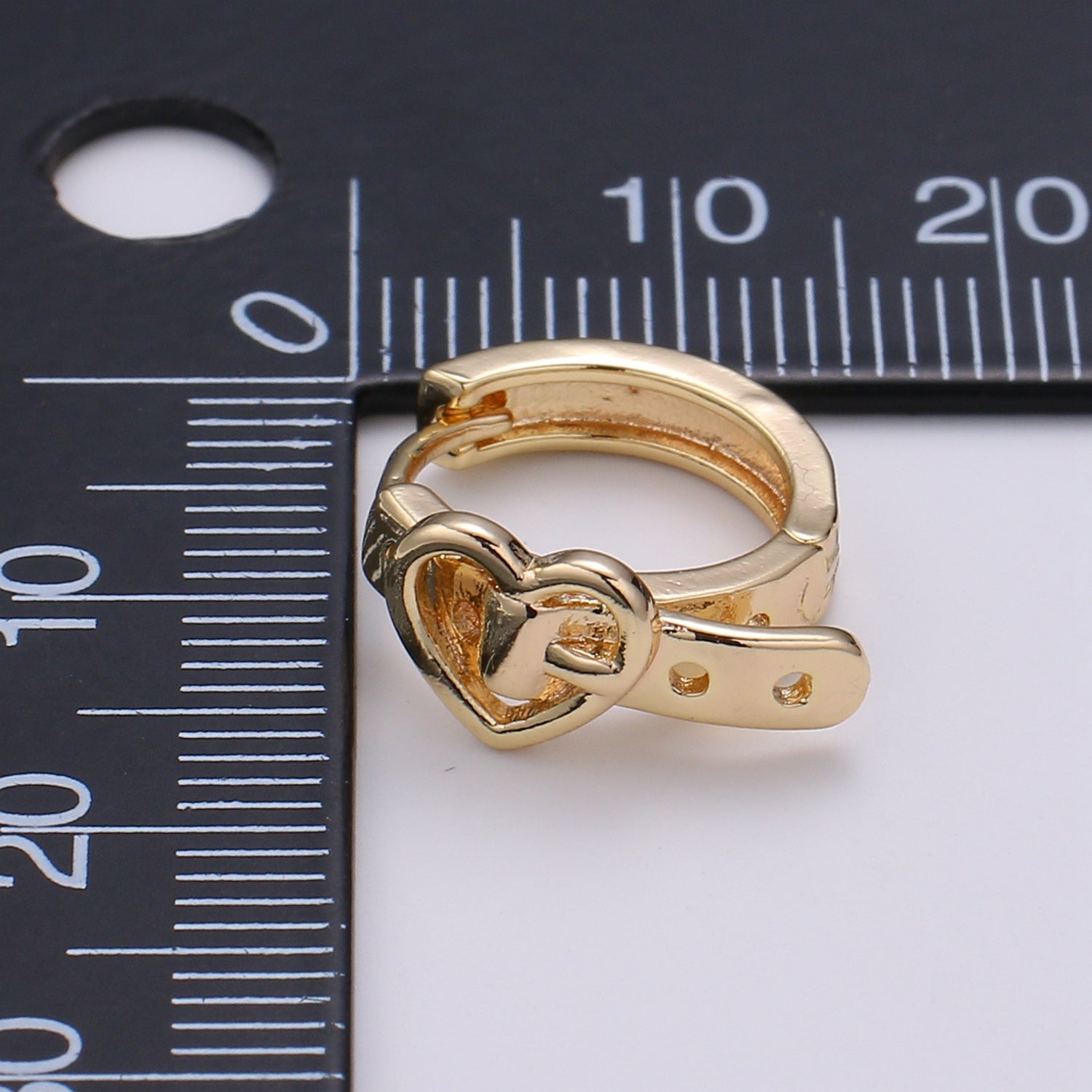 Dainty Buckle Design Gold Stud Earring, Gold Belt Heart for DIY Earring Craft Supply Jewelry Making, EARR-1396 - DLUXCA