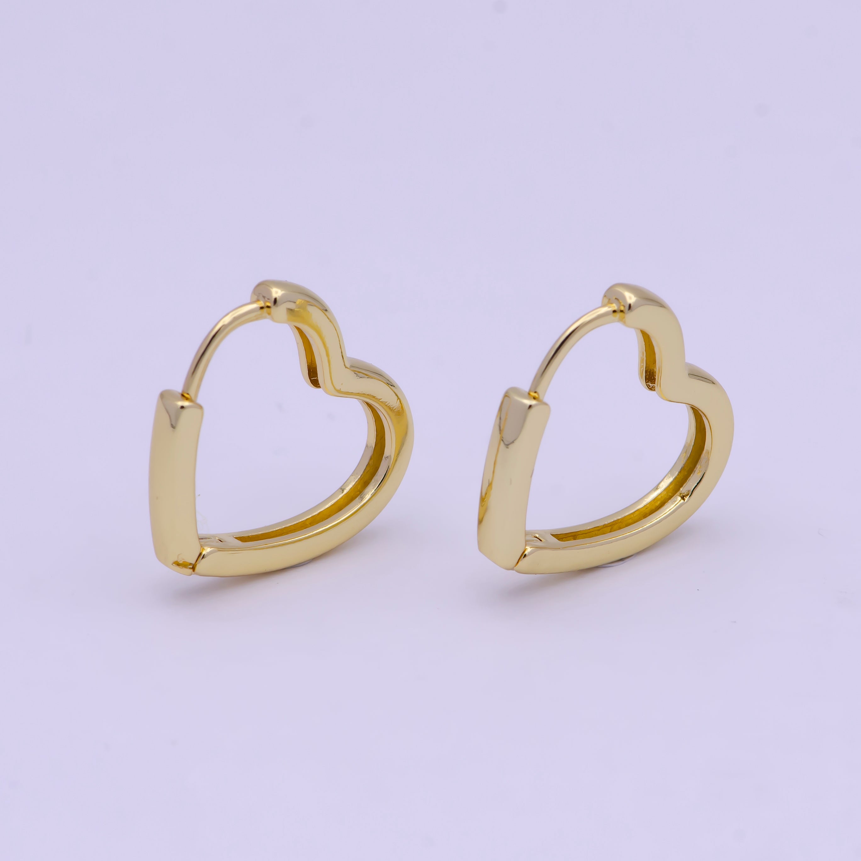 Dainty heart Hoop Earring, Dainty heart huggie Hoop Earring, Tiny heart hoops Minimalist Jewelry in 14k Gold Filled Q-012 - DLUXCA
