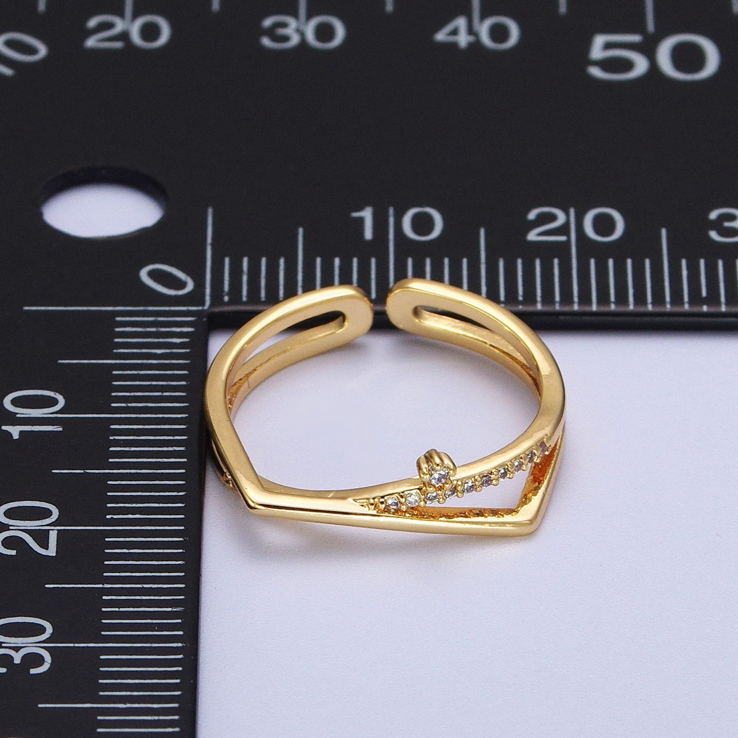 Dainty Criss Cross Ring Minimalist Jewelry Open Adjustable Ring R-228 - DLUXCA