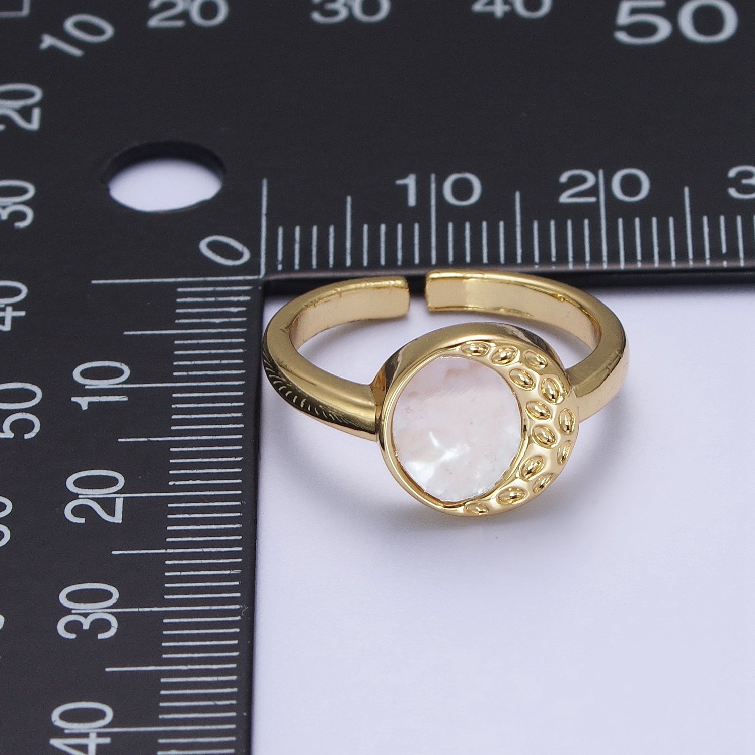 Gold Round Shell Pearl Crescent Textured Moon Adjustable Minimalist Ring | O133 - DLUXCA