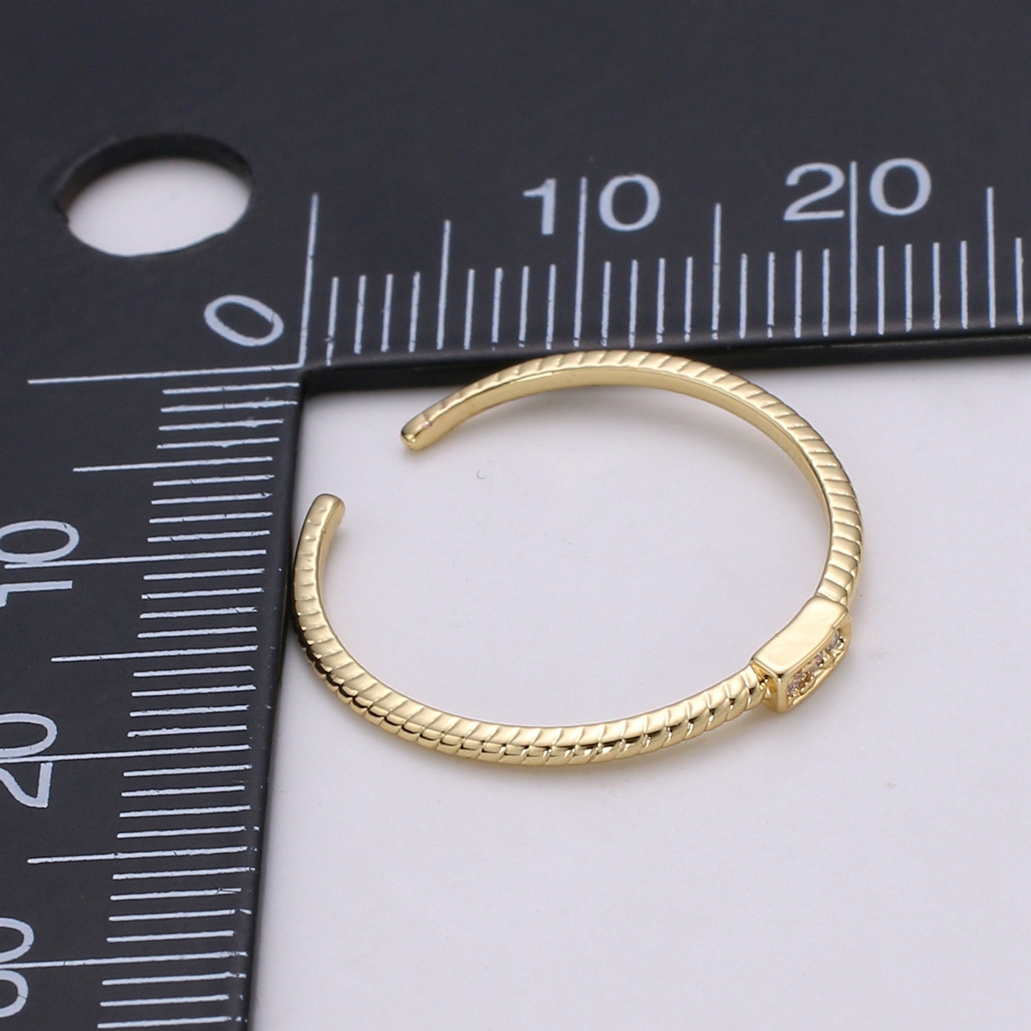 Clear Crystal Rectangle Shape Bubble Band Adjustable Ring - R198 - DLUXCA