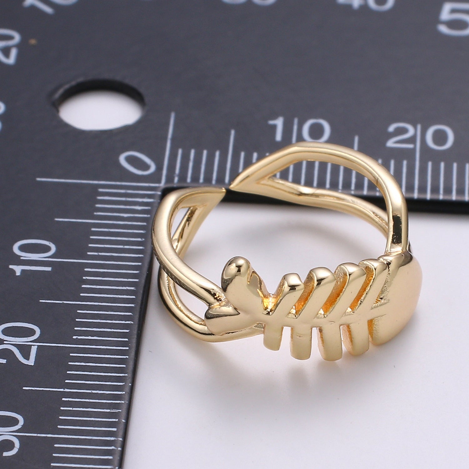 18K Gold Filled Fish Bone Adjustable Ring - R276 - DLUXCA