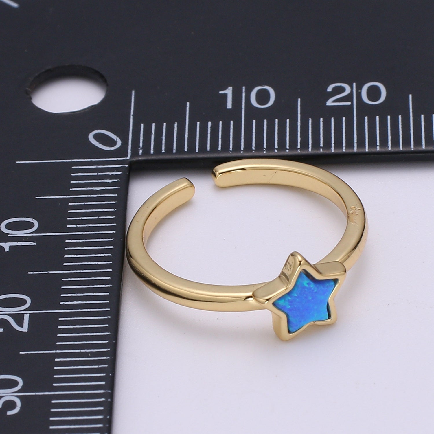 1x 24K Gold Opal Ring Star Blue Opal Ring, Solitaire White Opal Open Ring Gold Adjustable Ring for Stackable Jewelry - DLUXCA