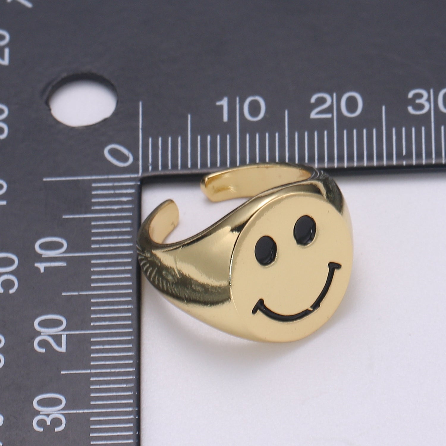 Happy Face Ring , Signet Ring , Smiley Face Ring , 90s Jewelry Gold Enamel Ring , Adjustable Ring , Chunky Bold Open Ring 0319 - DLUXCA