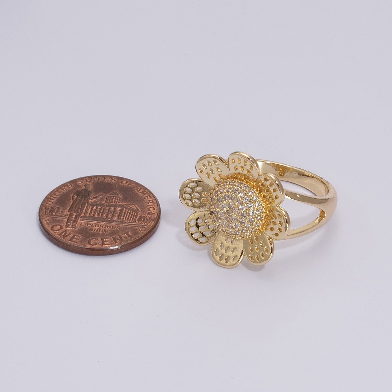 Gold Filled Daisy Flower Ring - Statement Flower Ring - Stackable Ring - 3D Flower Ring Size 7,8,9 - DLUXCA