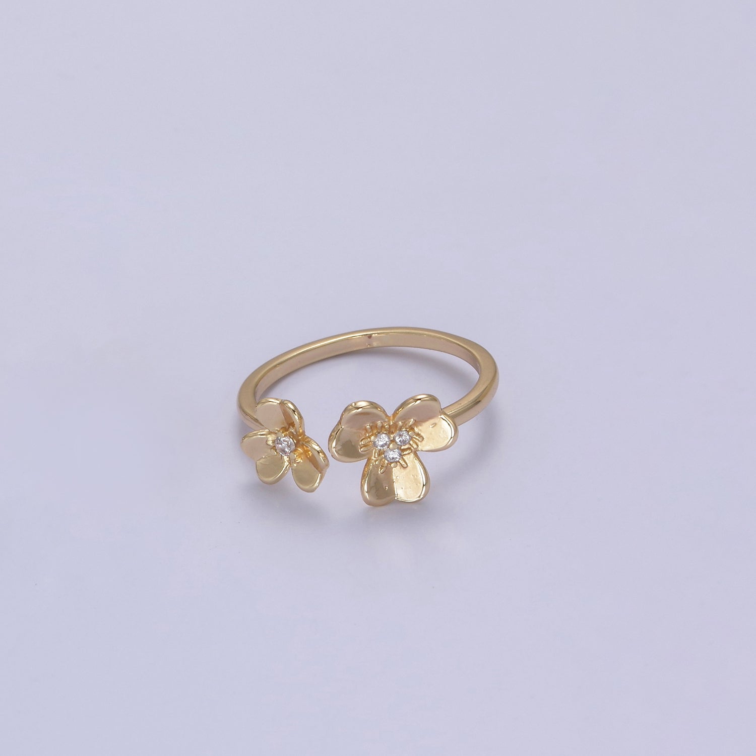 Dainty Daisy Ring in Gold / Silver Open Adjustable Flower Ring U-493 - DLUXCA