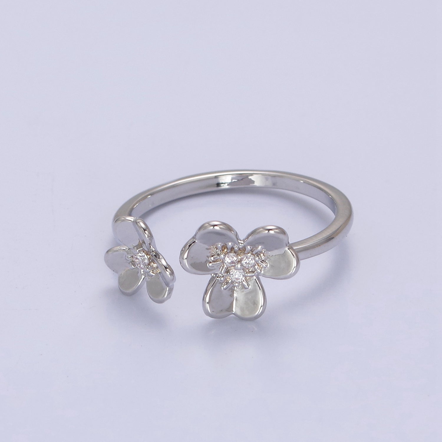 Dainty Daisy Ring in Gold / Silver Open Adjustable Flower Ring U-493 - DLUXCA