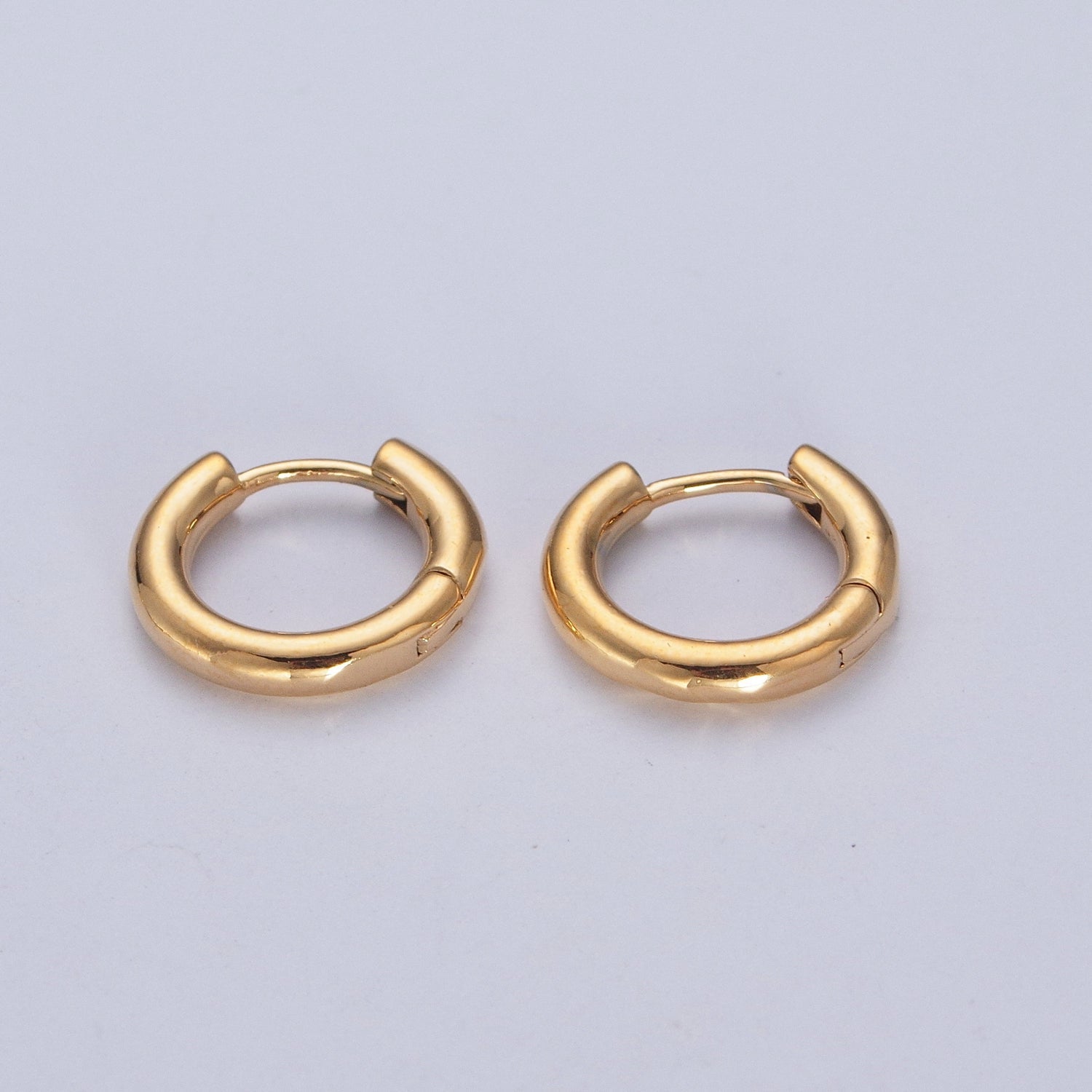 Gold Classic Seamless Huggie Hoop Minimalist Earrings | W763 W764 W765 W766 - DLUXCA