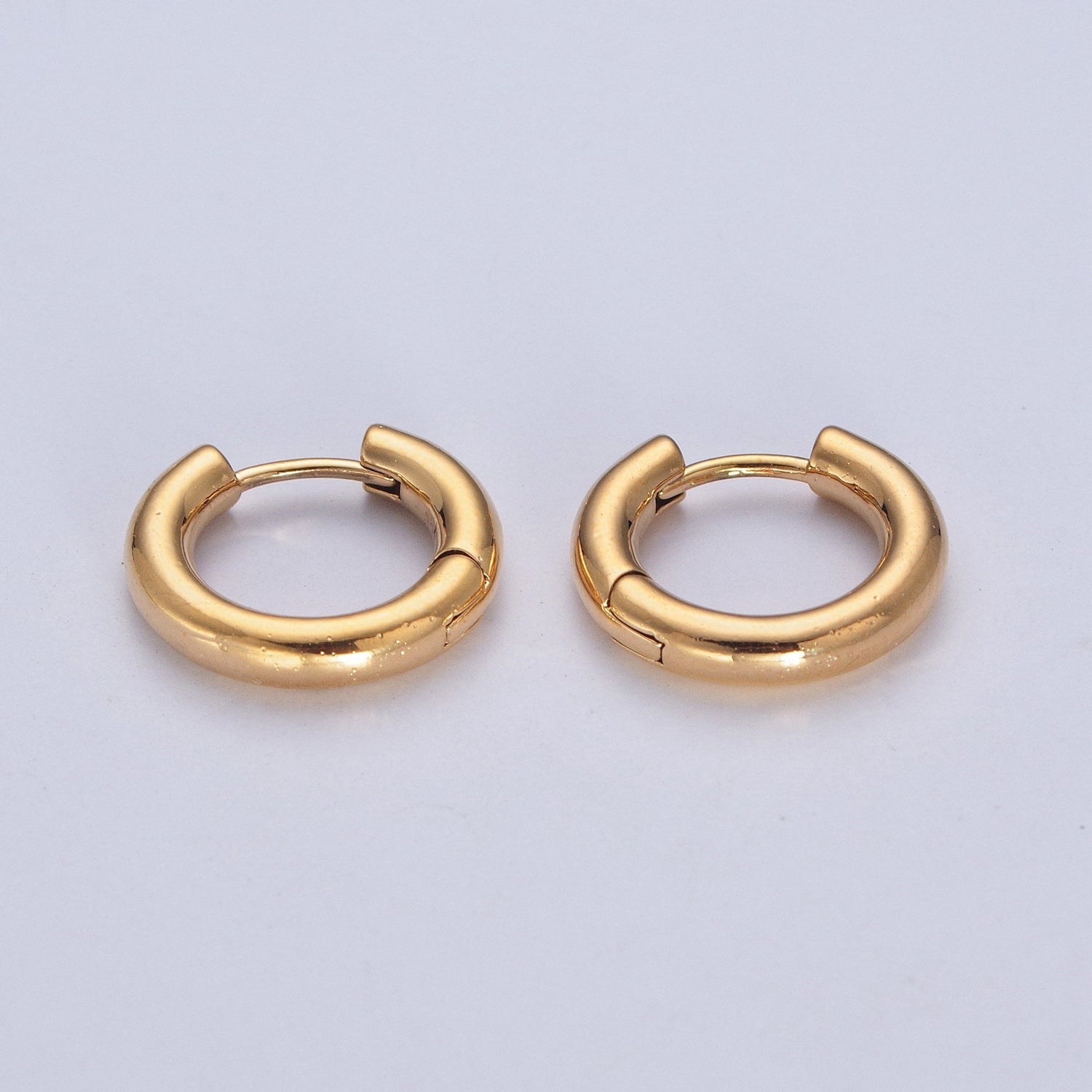 Gold Classic Seamless Huggie Hoop Minimalist Earrings | W763 W764 W765 W766 - DLUXCA