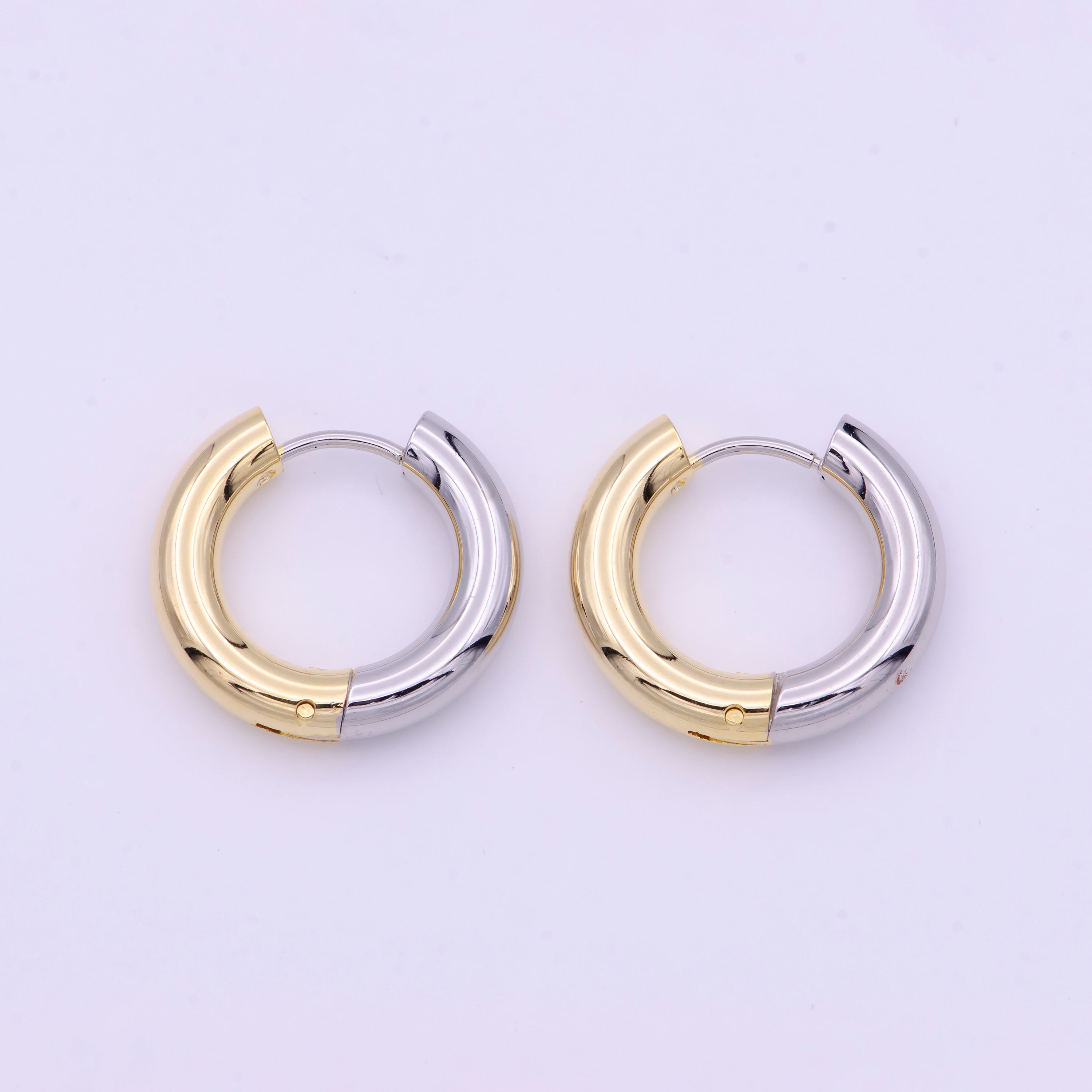 Mixed Metal Silver & Gold 20mm Huggie Hoops Earrings | Y168 - DLUXCA