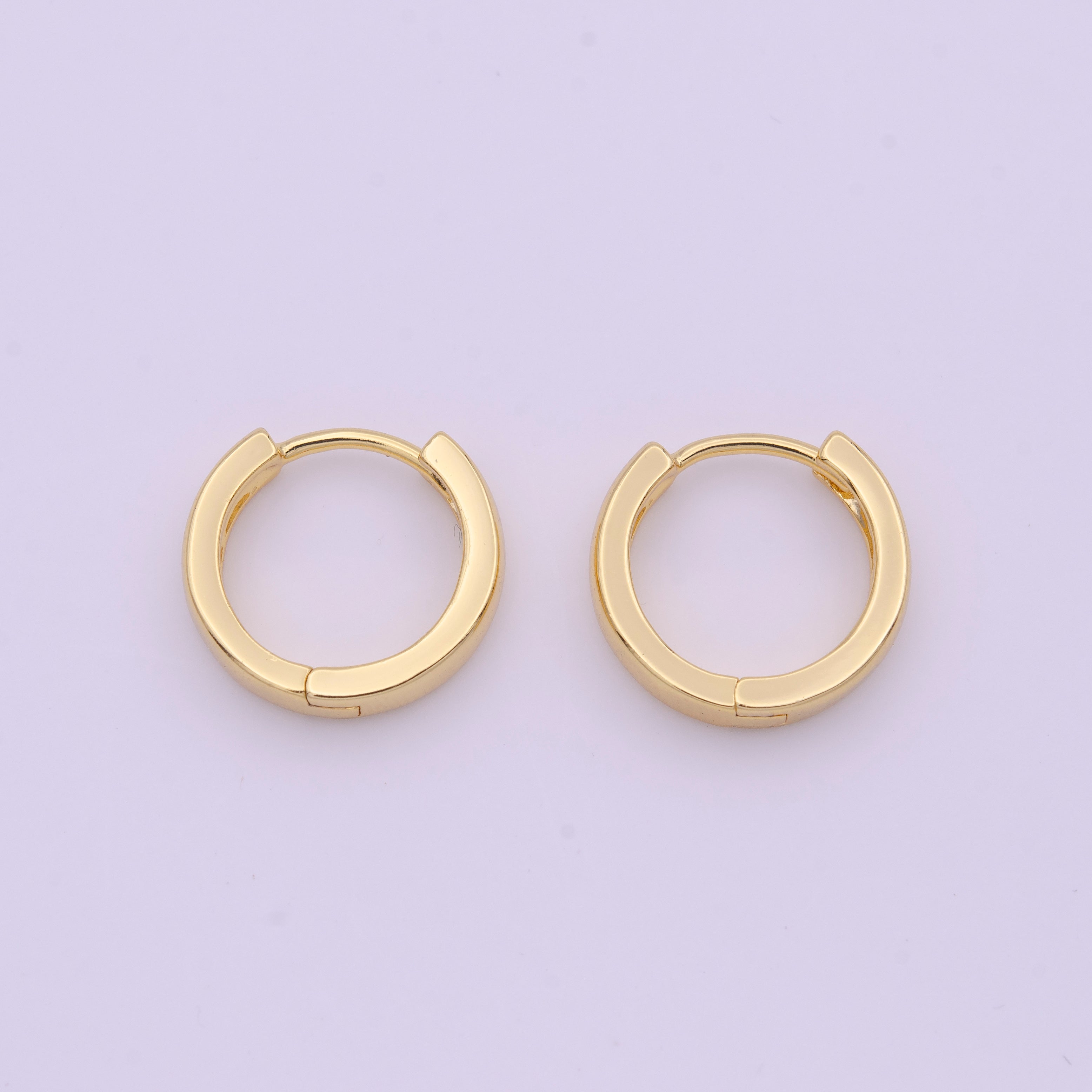 Dainty Gold Huggie Earring Simple Minimalist 14mm Hoop Earring Y169 - DLUXCA