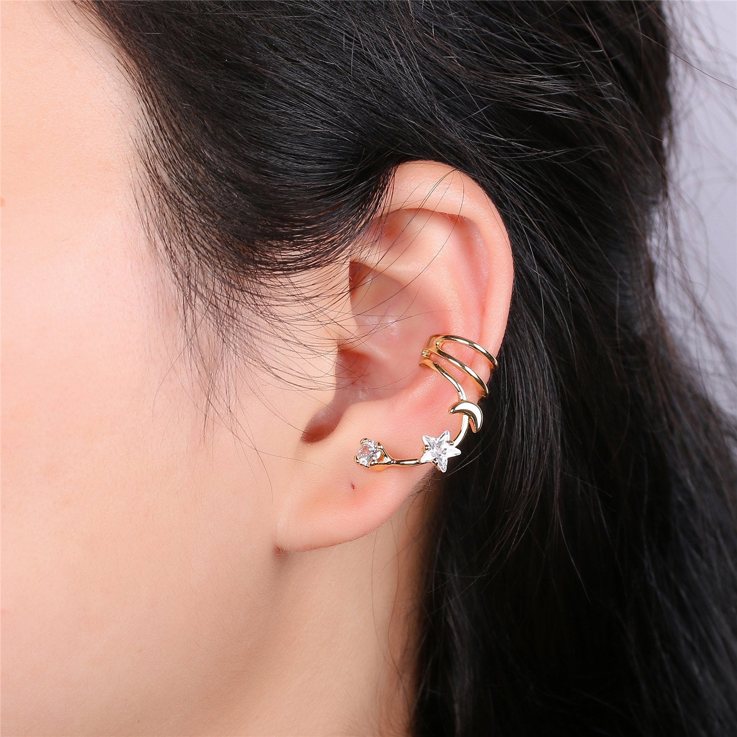 1x Non pierced conch ear cuff, Gold Cubic ear cuff, Huggie ear cuff, Dainty gold ear cuff, Dainty Minimalist ear cuff earrings - DLUXCA