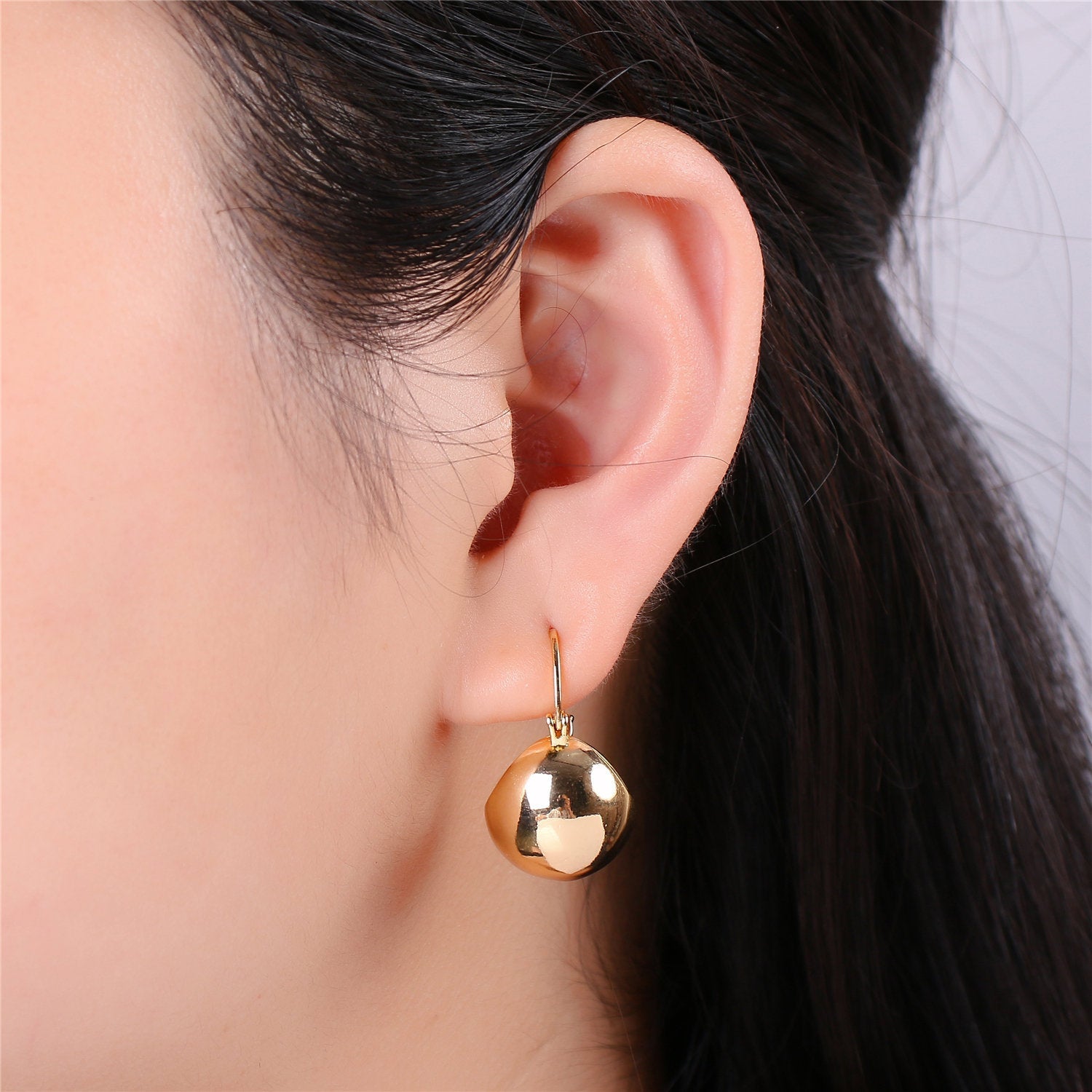 Chunky Gold Hoop Earrings, Thick U-Shape Gold Hoops, Gold Huggie Hoops, Geometric Oval Hoops, Statement Bold Earrings - DLUXCA