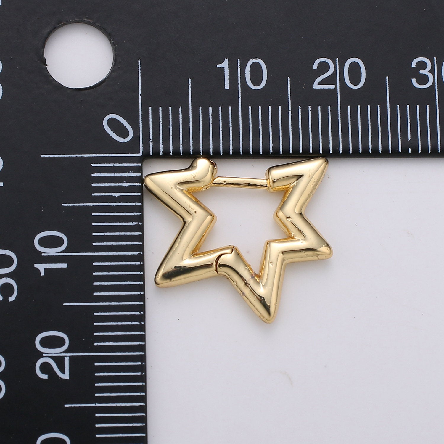Gold Star Huggie Earring 14k Gold Filled Earring, Statement Earring Rock Star Earring 1 Pair - DLUXCA