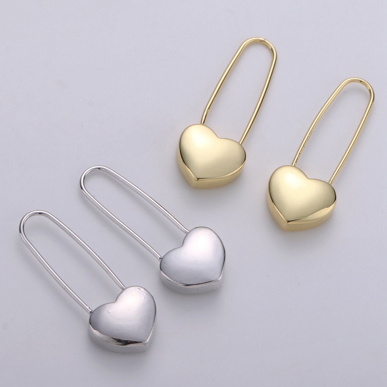 24K Dangle Heart Earrings - Heart Earrings - Gold Dangle - Simple Everyday Earrings 18mm - DLUXCA